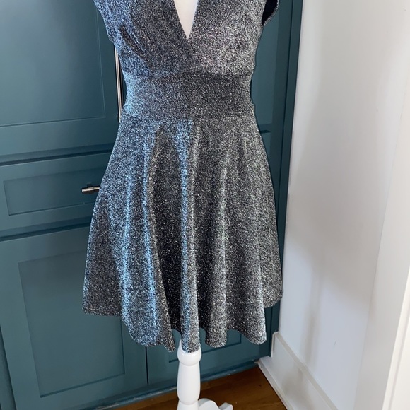 NWT Fraiche by J Shimmer Deep V-Neck Fit & Flare Minidress in Silver Metallic - Picture 4 of 7